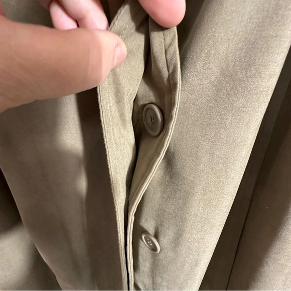 Evan Picone lined trench coat with beautiful trim, 8P, taupe, layer, fall - Picture 5 of 13